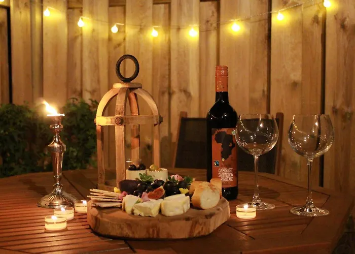 Huus Luettje Iloov Διαμέρισμα Munkeboe